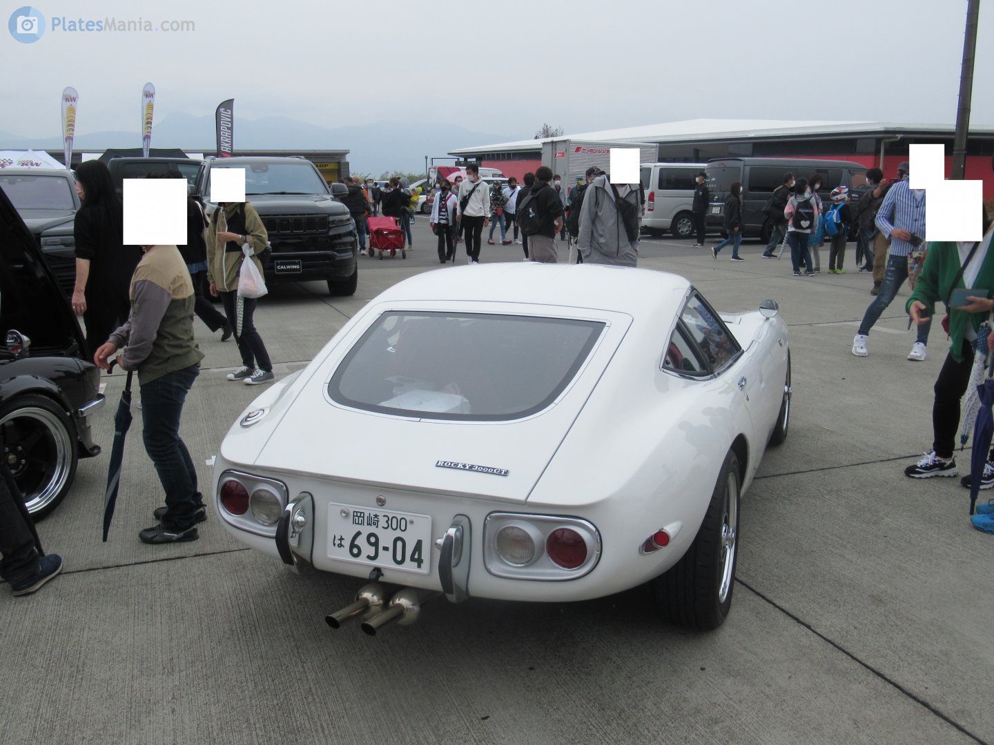 岡崎 300 は 6904, Toyota 2000GT 1st gen (MF10/MF12), 1967–1970
