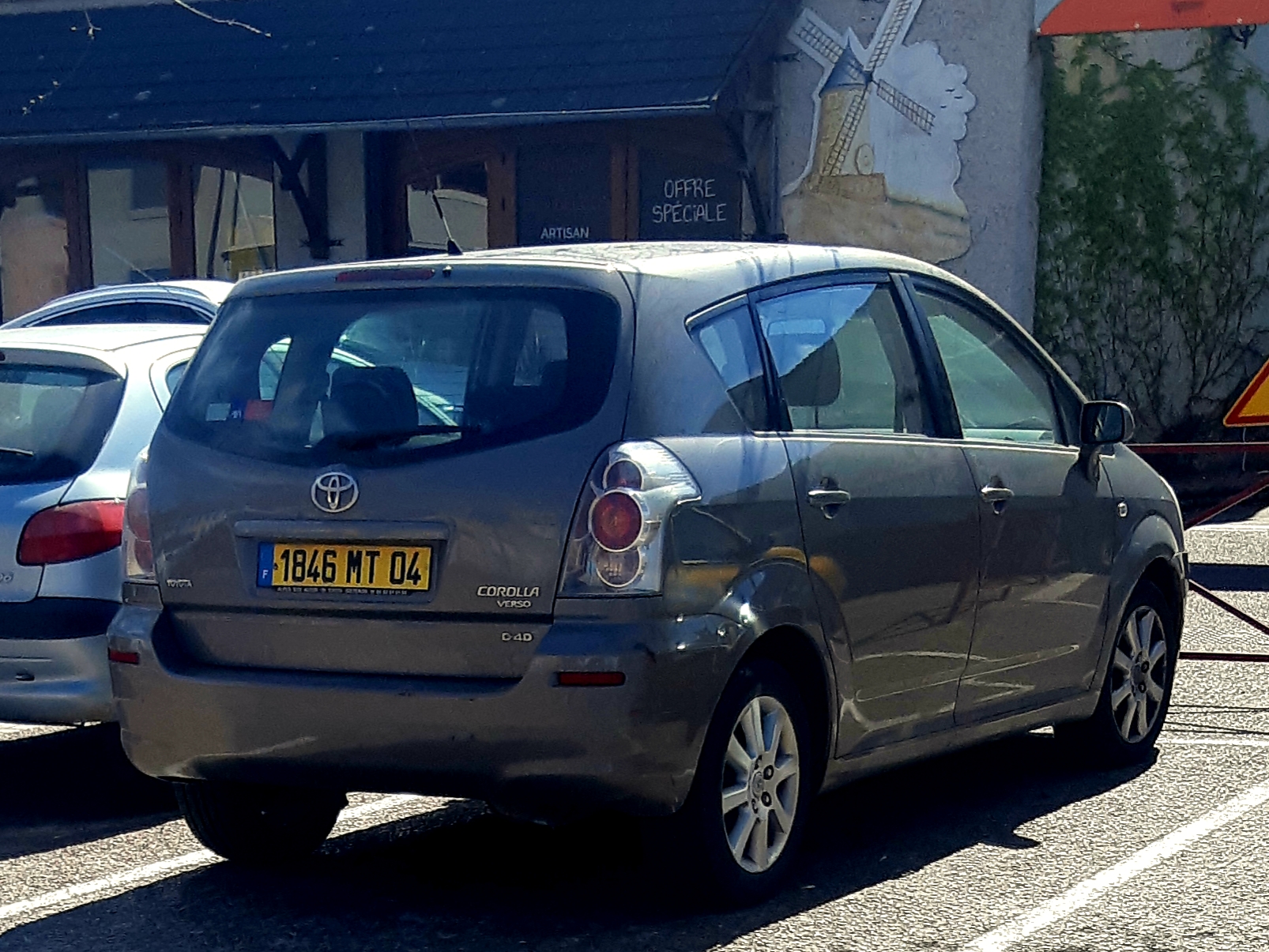 1846 MT 04, Toyota Corolla Verso 2nd gen (AR10), 2004–2009