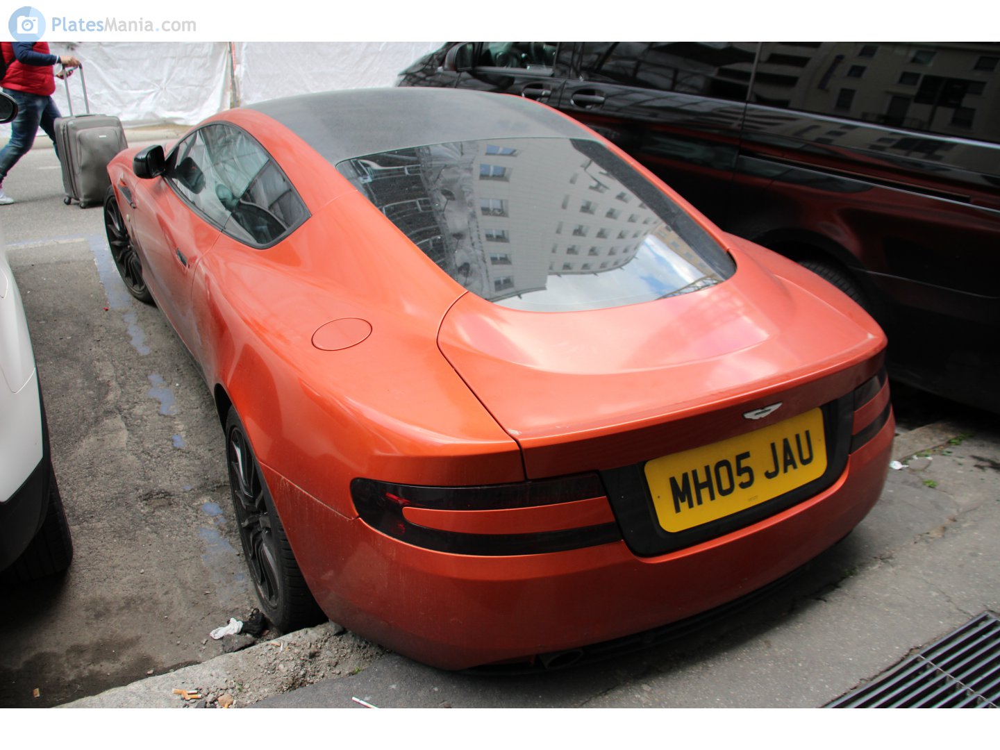 MH05JAU, Aston Martin DB9 Coupé (VH300), 2004–2012