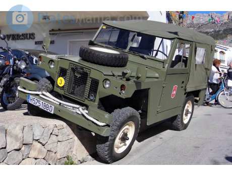 H 5751 BBD, Santana Land Rover 109 Militar