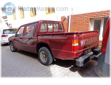 42 GD 146, Mitsubishi L200