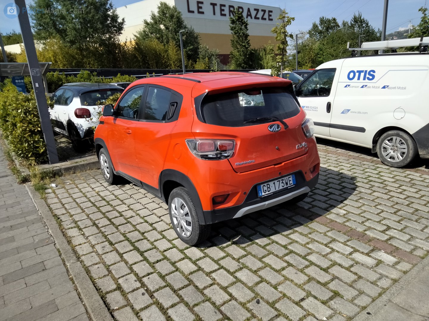 GB 173 WE, Mahindra KUV100 