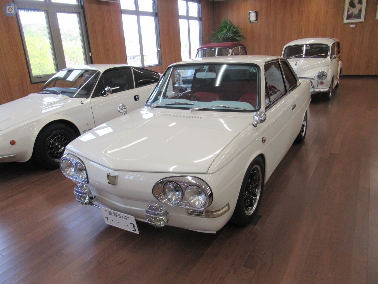 長野 514 て 3, Hino Contessa 