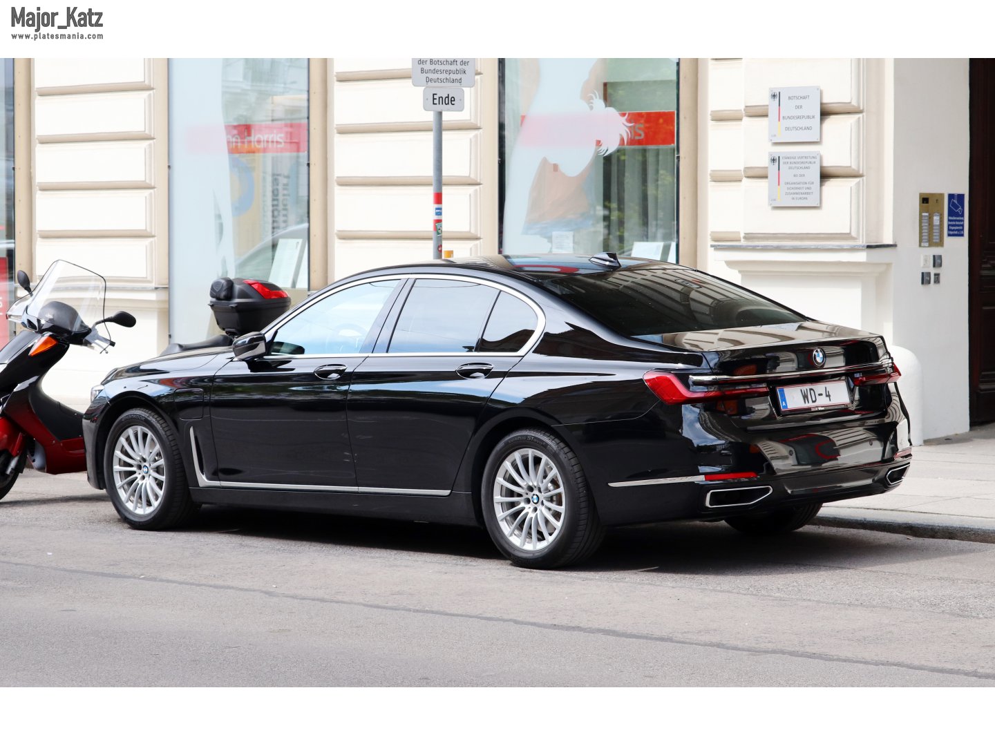 WD-4, BMW 7 Series 6th gen (G11/G12), facelift, 2019–2022