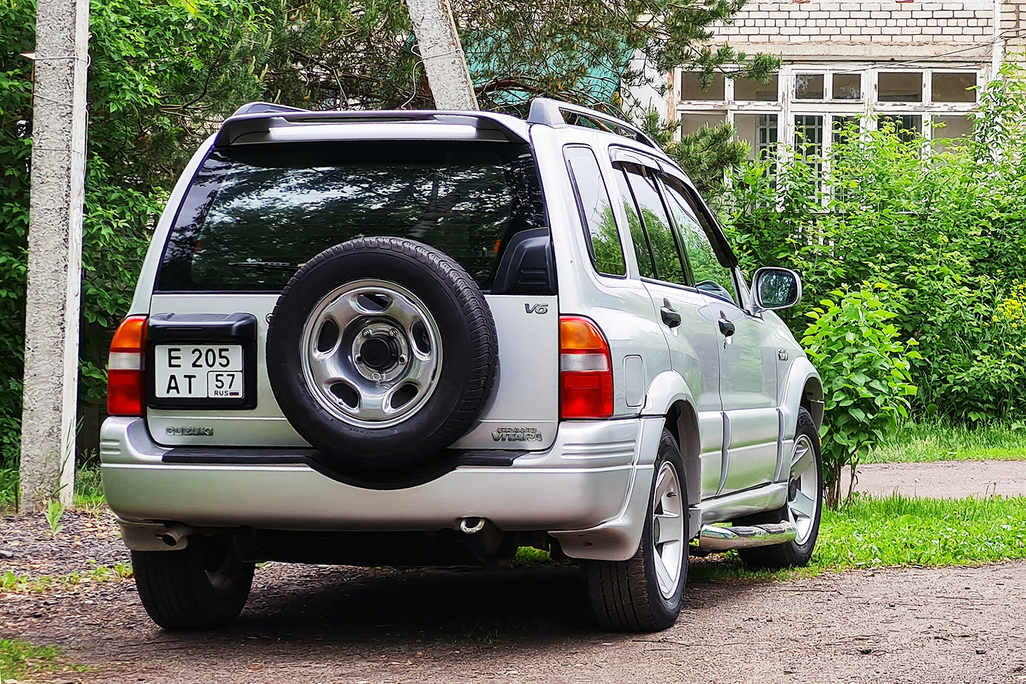 е 205 ат 57, Suzuki Grand Vitara XL-7 1st gen (TX92W), 2000–2006