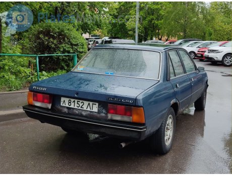 л 8152 ЛГ, Peugeot 505