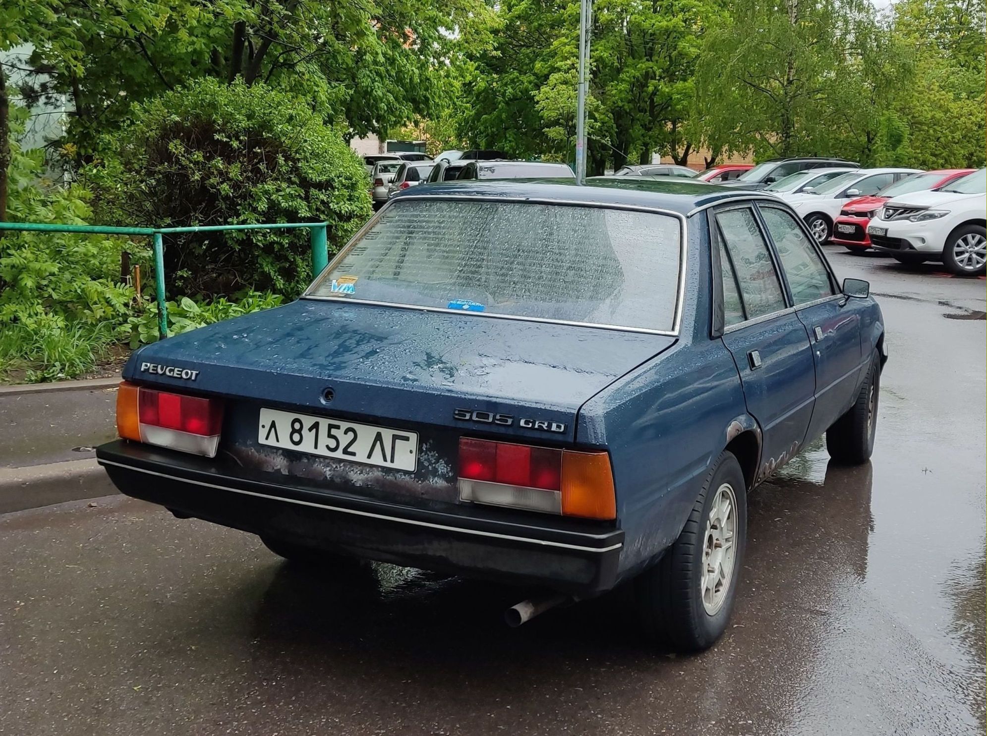 л 8152 ЛГ, Peugeot 505 1st gen Sedan, 1979–1992 (–1997 for CN-market)