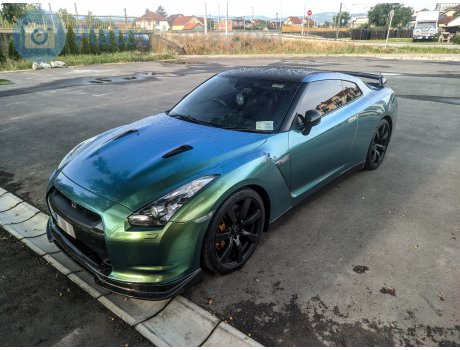 T8, Nissan GT-R