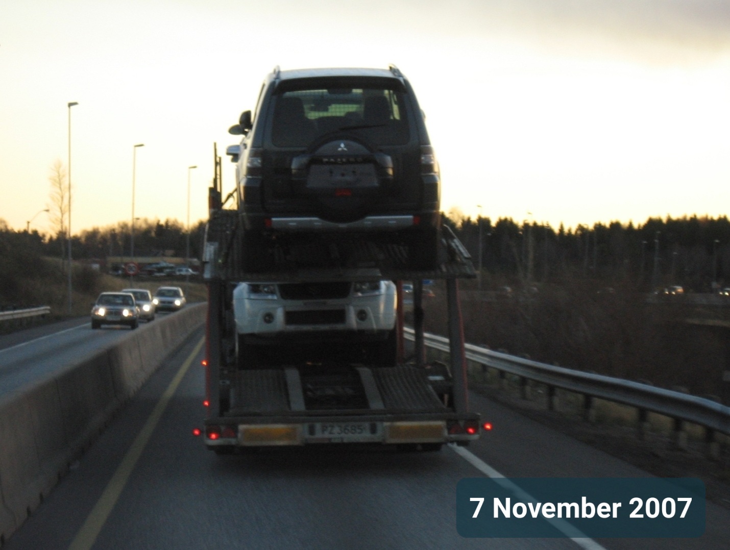 PZ 3685, Trailers, motorcycles, special vehicles 