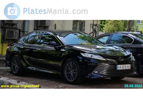 KA 0010 AA, Toyota Camry