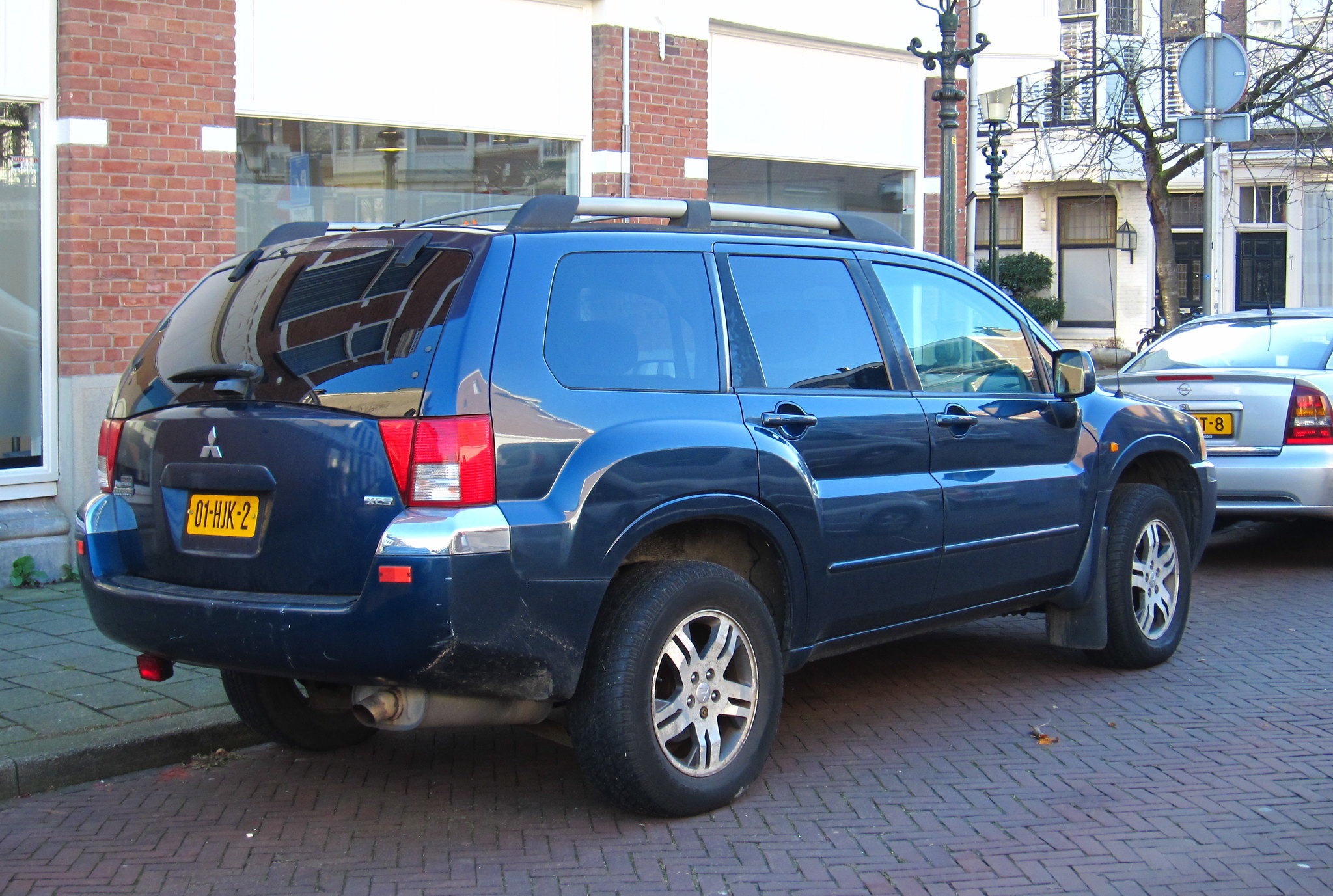 01-HJK-2, Mitsubishi Endeavor 1st gen (PS), 2003–2011