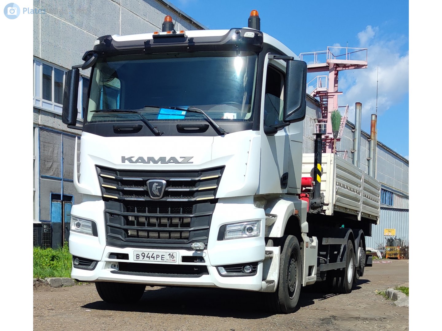 в 944 ре 16, KamAZ 6565 65658 6×4 Lift-axle