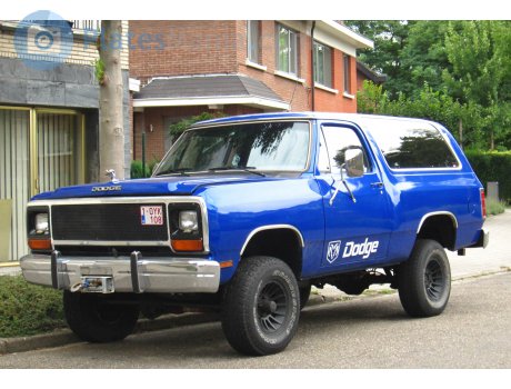 1-OYK-108, Dodge Ramcharger