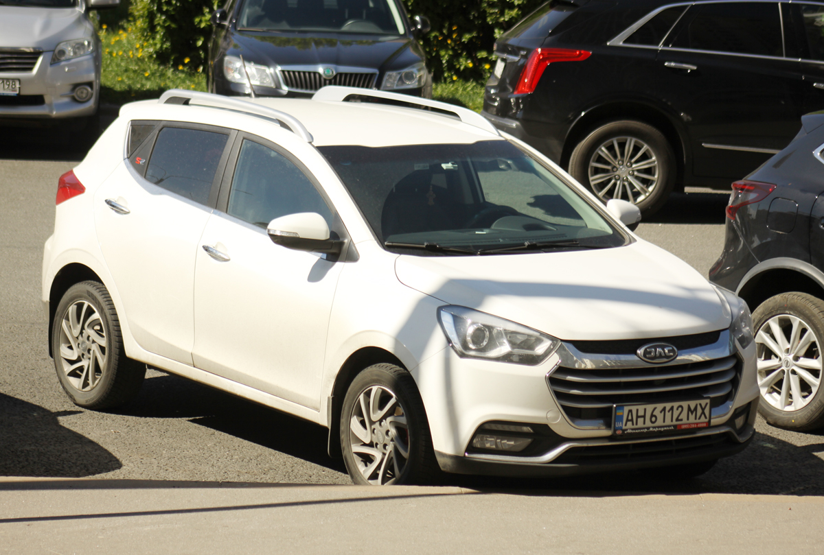 AH 6112 MX, JAC S2 2015­–2021