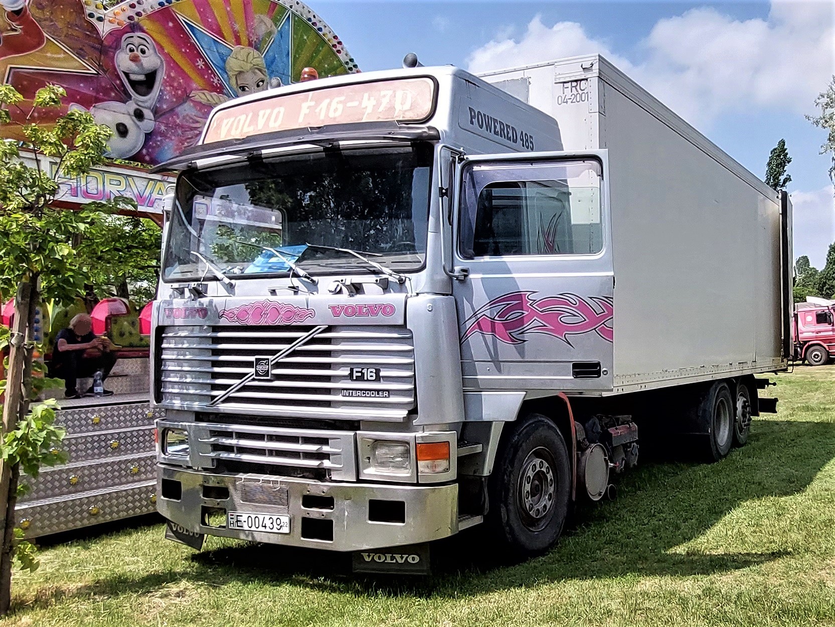 E-00439 22, Volvo F16 