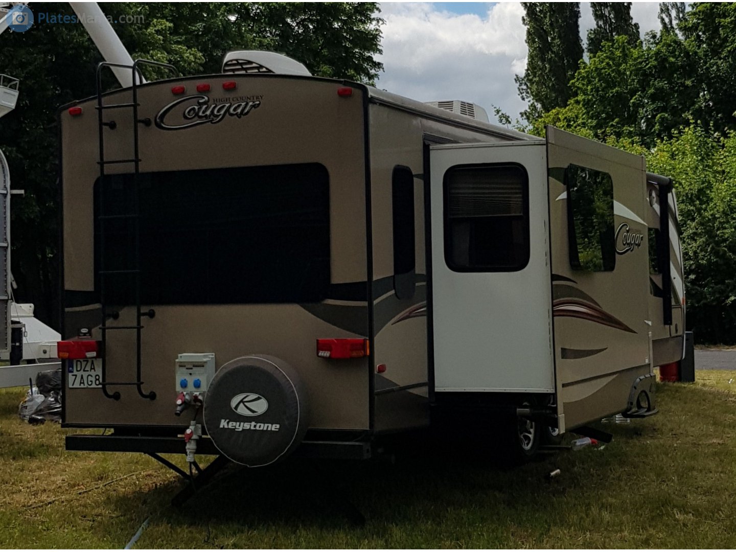 DZA 7AG8, Keystone Cougar 