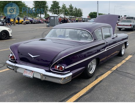 896 HT8, Chevrolet Biscayne