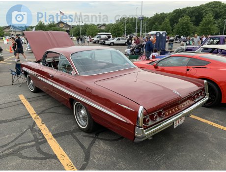 6FW 990, Pontiac Bonneville