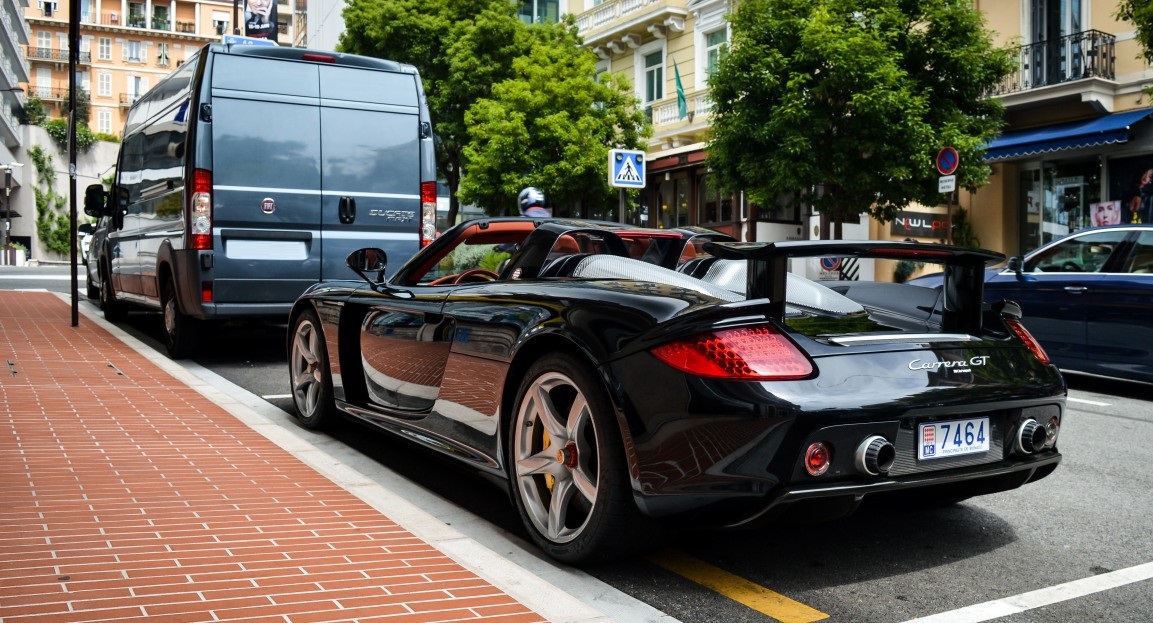7464, Porsche Carrera GT 1st gen (980), 2003–2006