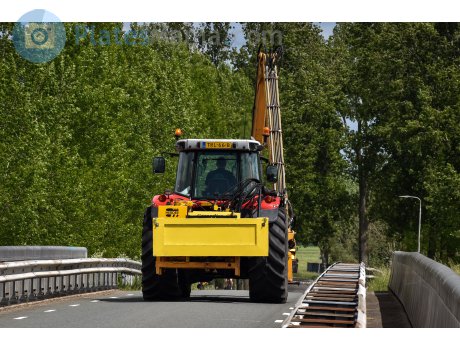 TRL-66-B, Massey Ferguson 6000-Series
