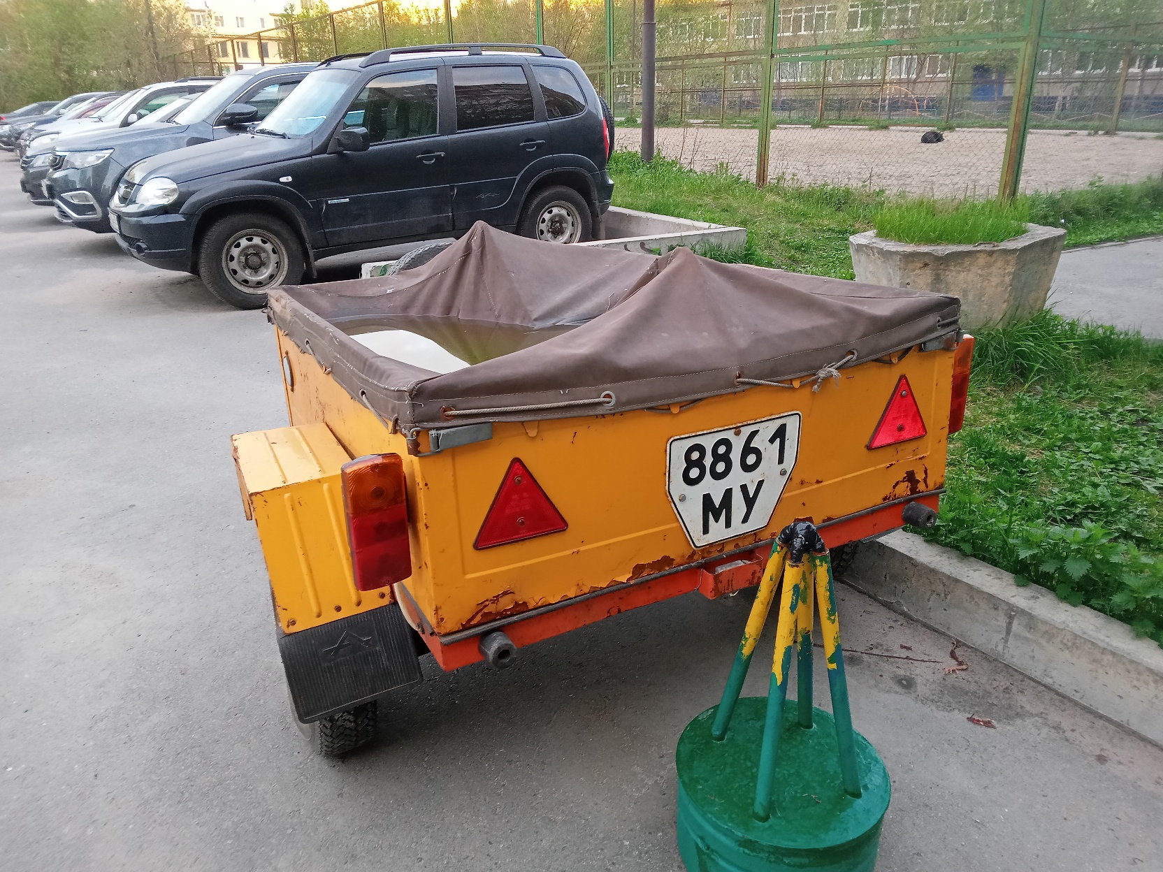 8861 МУ, Trailers (1977) 