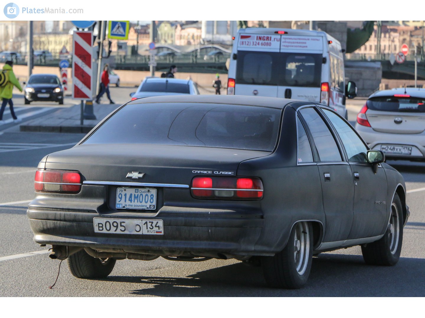 914M008, License plate without vehicle 