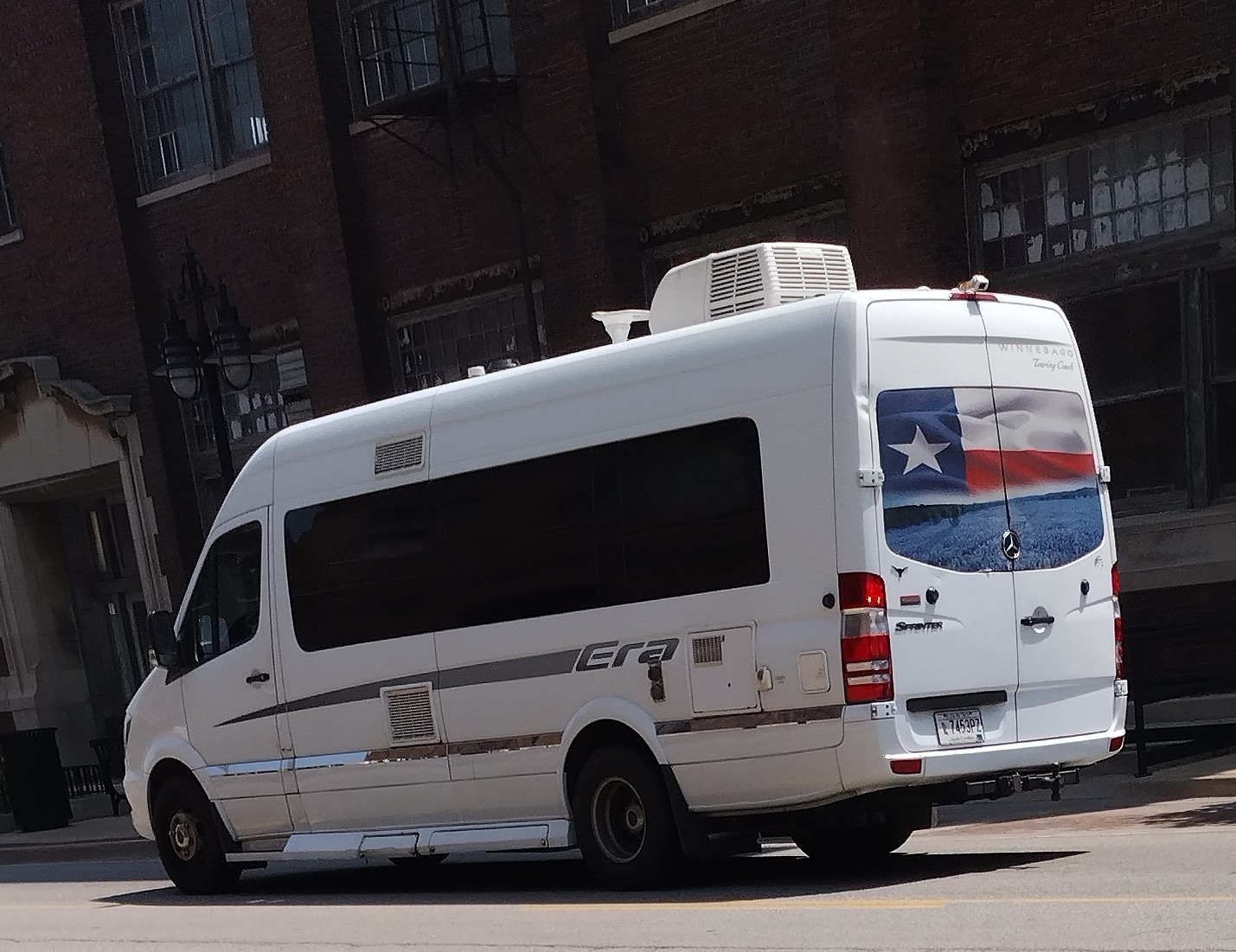 7453PZ, Winnebago Era 
