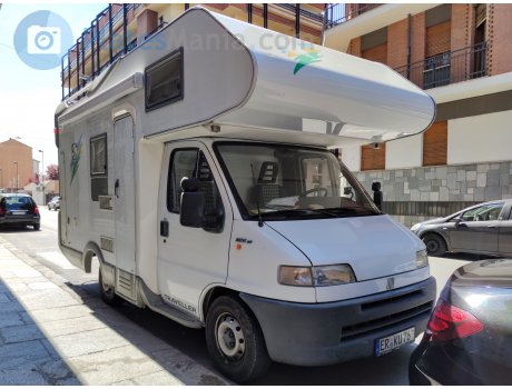 ER KU 76 (04/11), Knaus Traveller