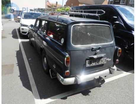 LJU 663E, Volvo Amazon