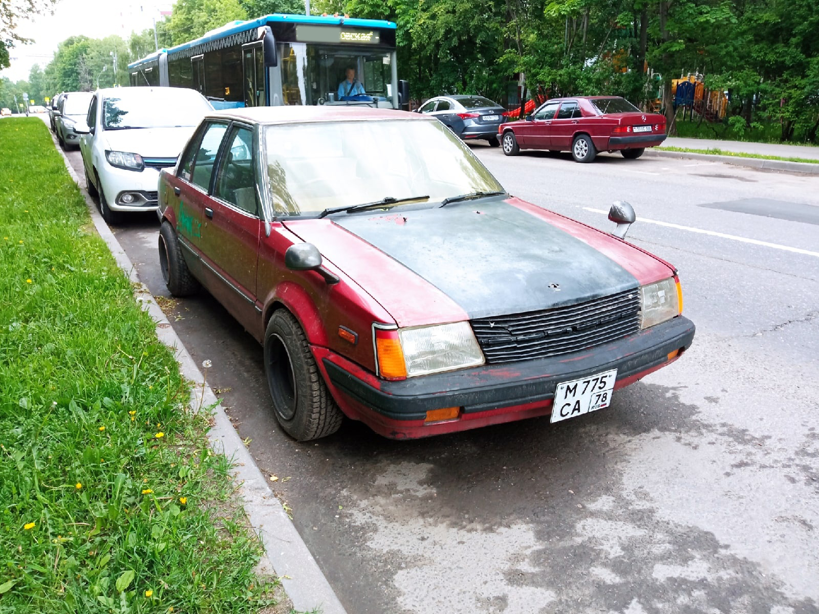 м 775 са 78, Nissan Violet 3rd gen Liberta Sedan (T11), 1981–1982