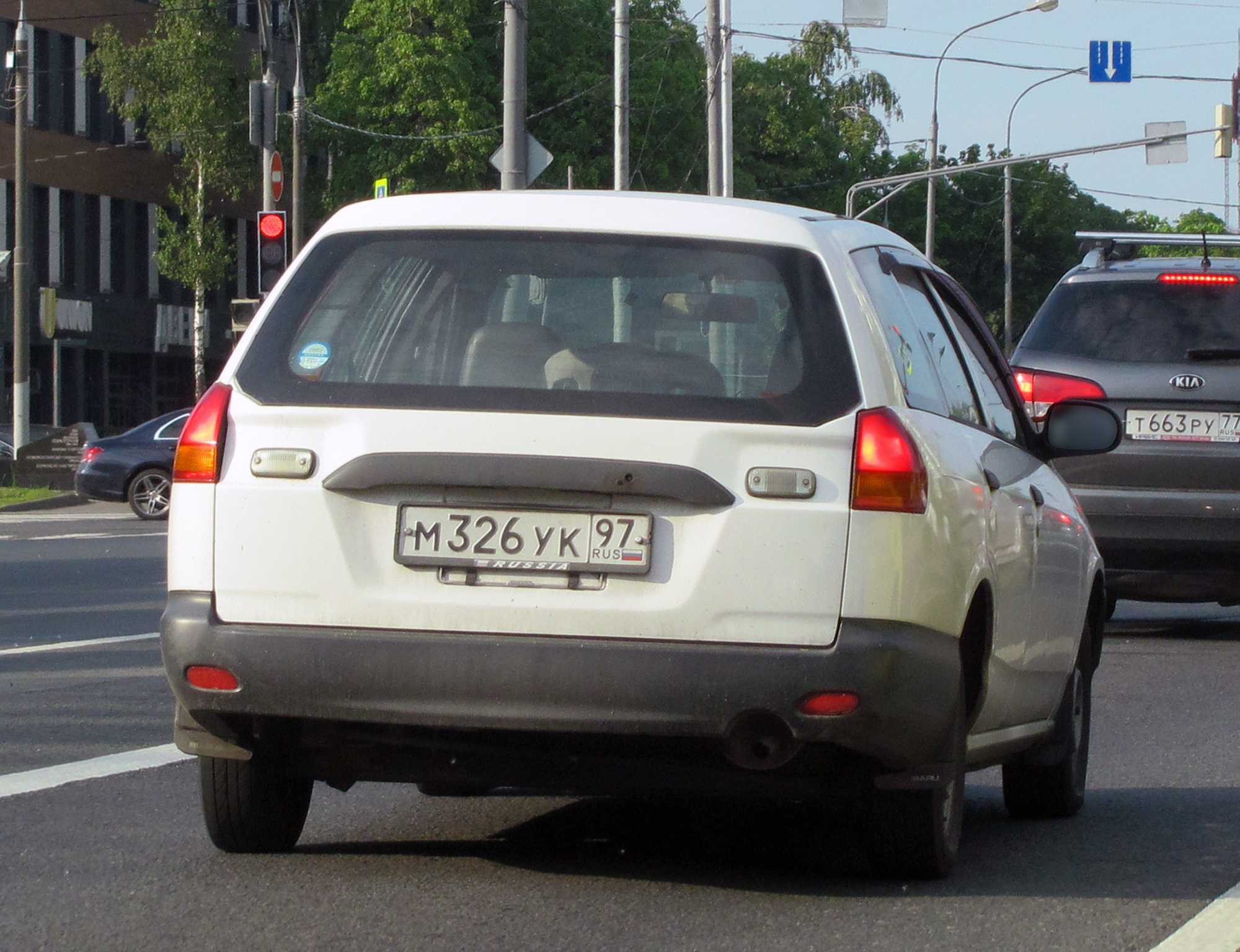 м 326 ук 97, Subaru Leone 5th gen Van (Y11), 1999–2001