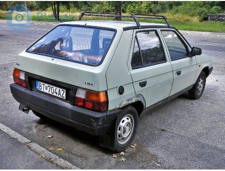 BT-704AZ, Skoda Favorit
