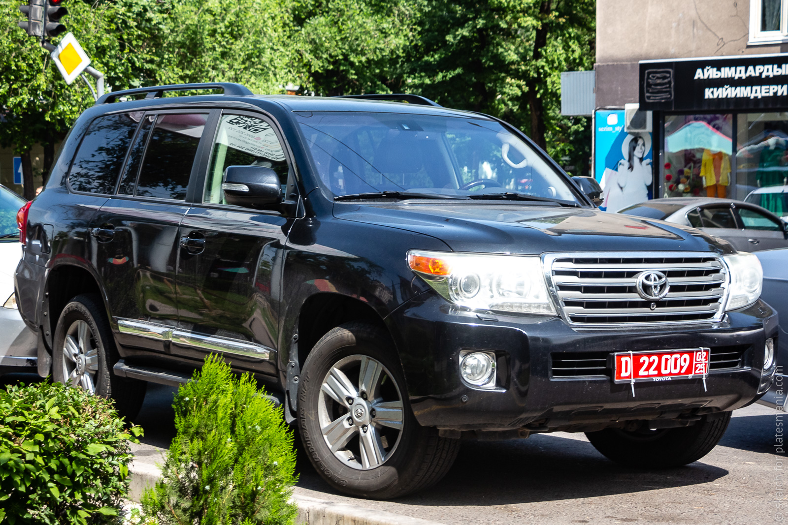 D 22 009, Toyota Land Cruiser 200 (J200), 1st facelift, 2011–2015