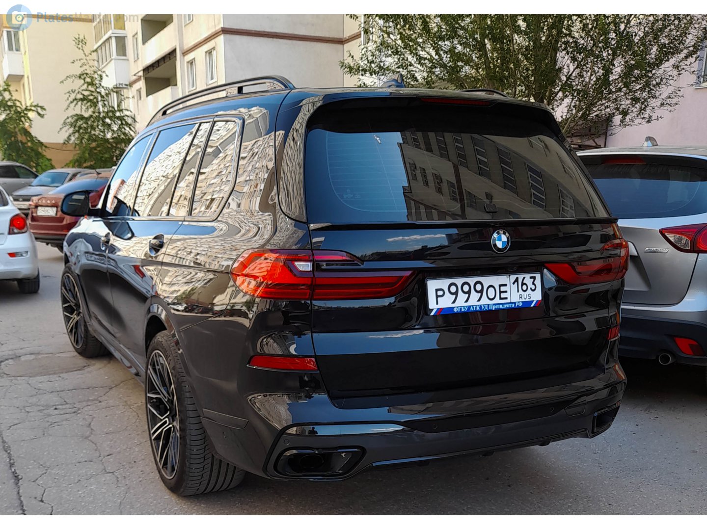 р 999 ое 163, BMW X7 1st gen (G07), 2019–2022
