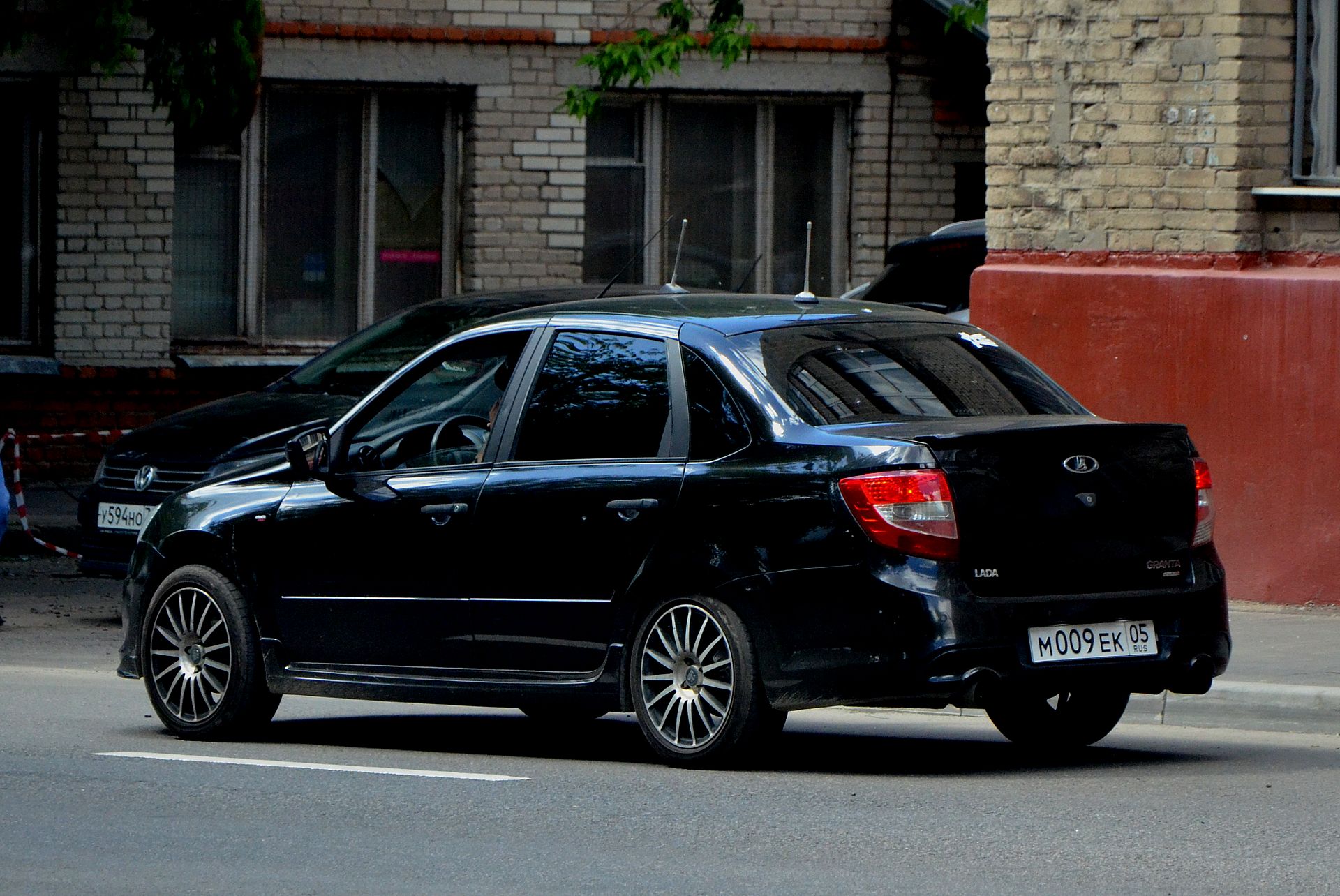 м 009 ек 05, Lada (VAZ) 2190 Granta 219059 Sport, 2013–2018