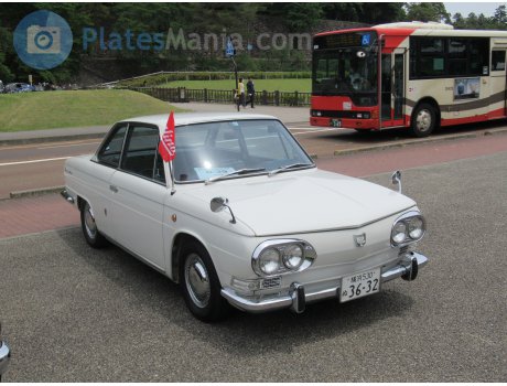 横浜 530 ぬ 3632, Hino Contessa