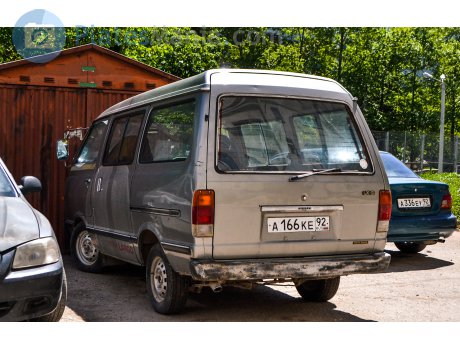 а166ке92, Nissan Vanette Largo