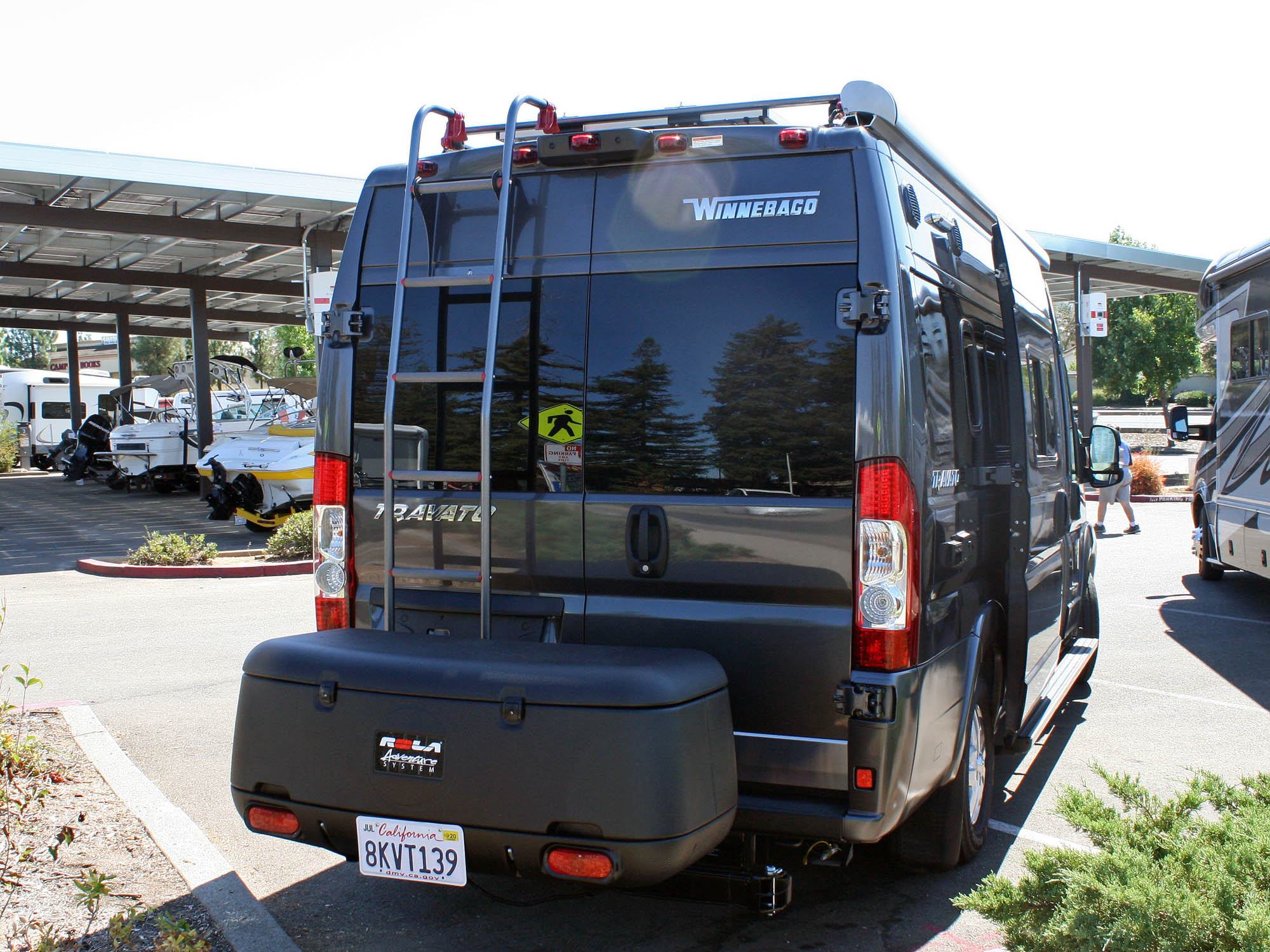 8KVT139, Winnebago Travato 