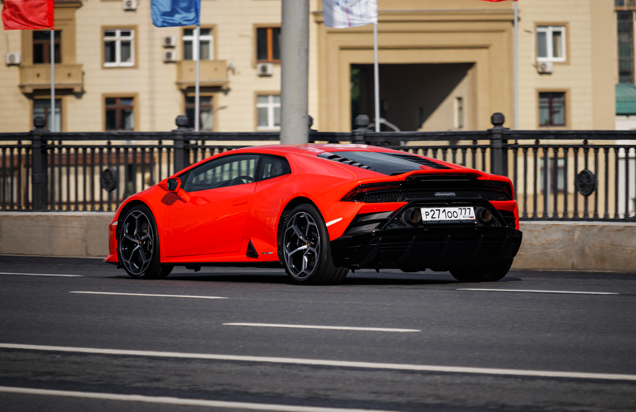 р 271 оо 777, Lamborghini Huracán LP640-4 EVO, 2019–