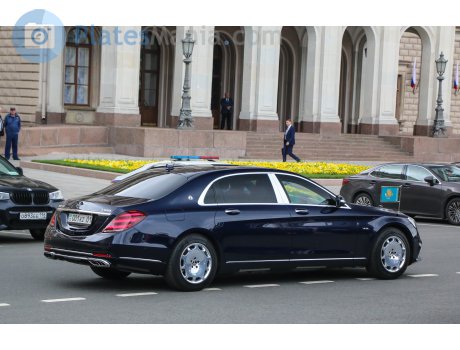 001 KZ 01, Mercedes-Benz S-Klasse