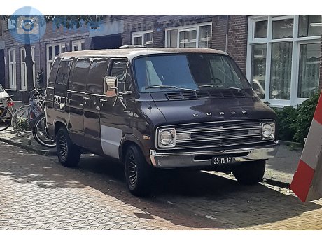 35-YD-12, Dodge Tradesman