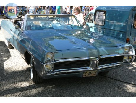 EE-447-LD, Pontiac Bonneville