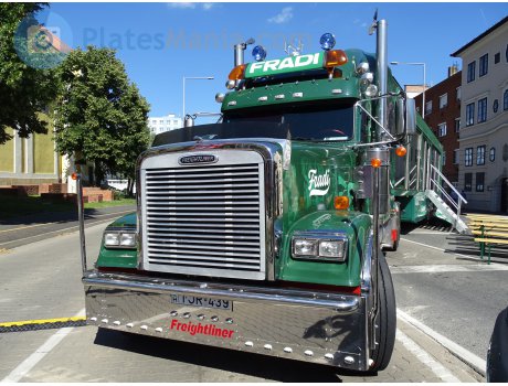 IJR-439, Freightliner FLD