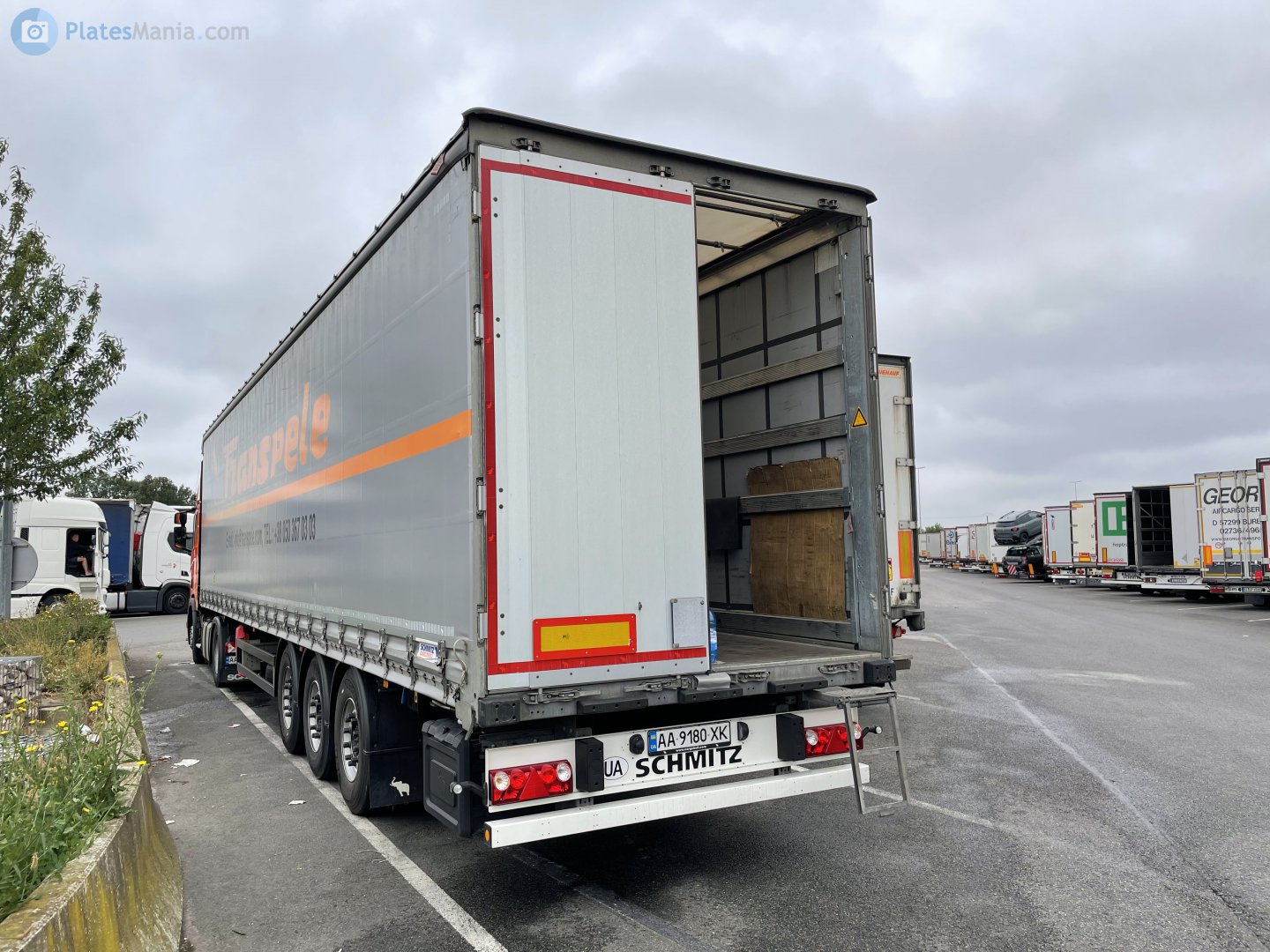 AA 9180 XK, Schmitz SCS 