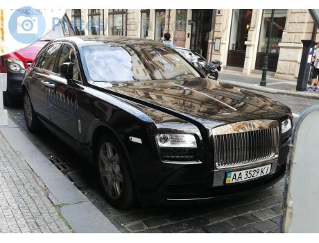 AA 3529 KI, Rolls-Royce Ghost