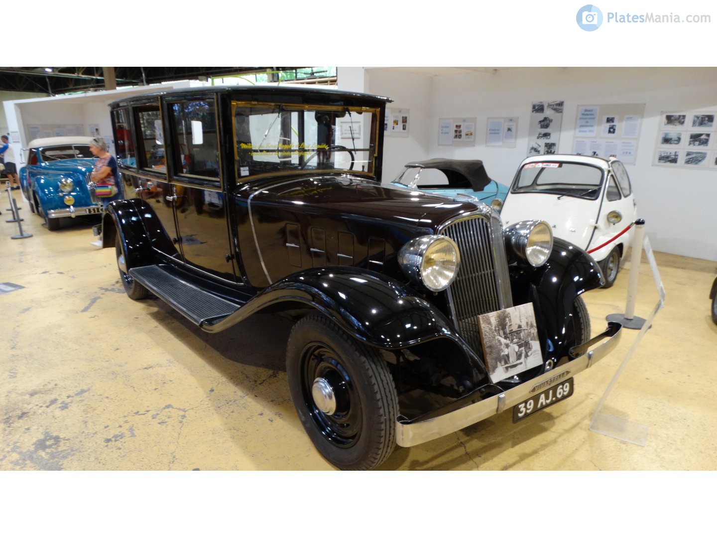 39 AJ 69, Renault Vivastella 