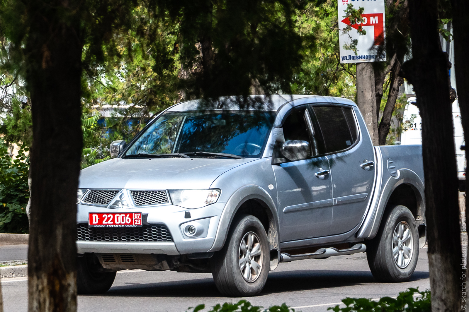 D 22 006, Mitsubishi L200 4th gen (KA/KB), 2005–2015 (–2017 for BR-market)