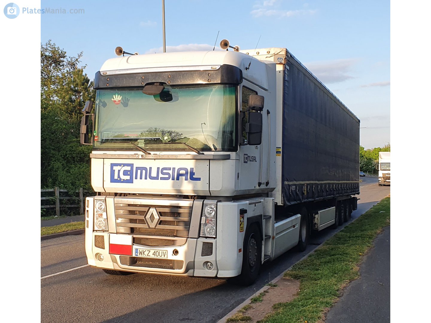 WKZ 40UV, Renault Magnum 3rd gen and 4th gen, 2001–2013