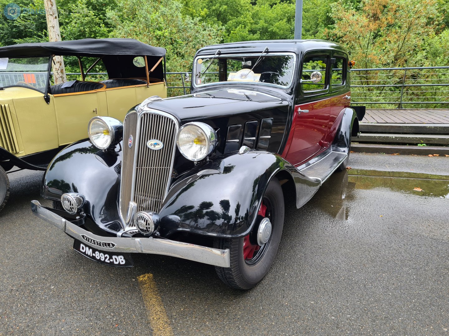 DM-892-DB, Renault Vivastella 