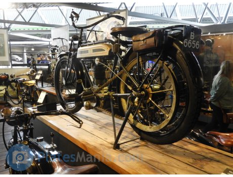 B 6656, Triumph Motorcycles Model P